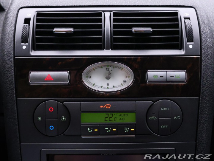 Ford Mondeo 1,8 i 92 kW Tažné STK 03/ 2004