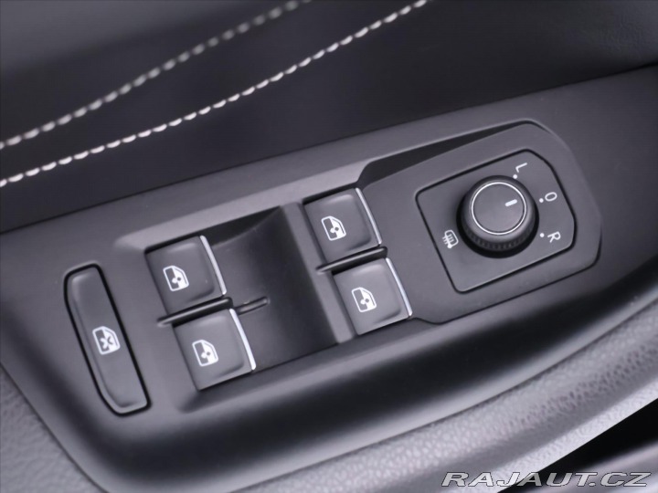 Volkswagen Passat 2,0 TDI 140kW R-Line DSG 2020