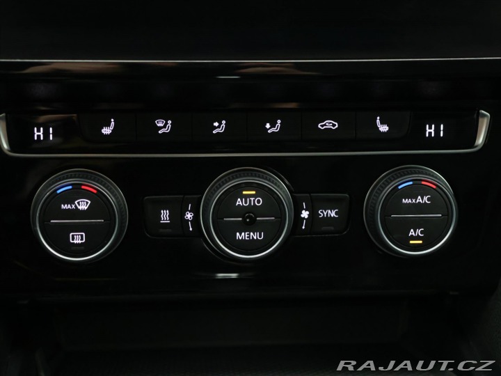 Volkswagen Passat 2,0 TDI 140kW R-Line DSG 2020