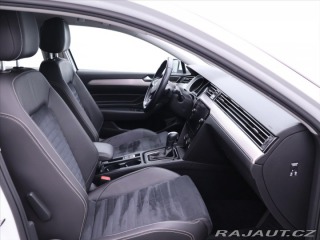 Volkswagen Passat 2,0 TDI 140kW R-Line DSG 2020