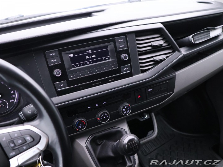 Volkswagen Transporter 2,0 TDI 110kW 9-Míst Long 2020