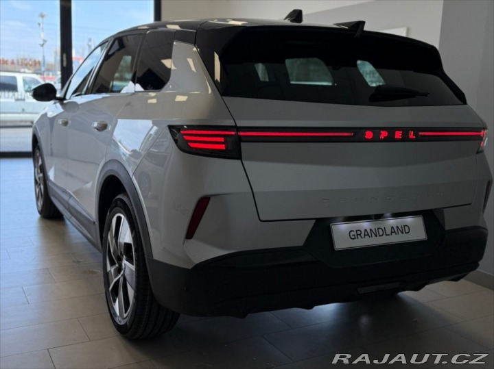 Opel Grandland 1.2 GS 1.2 TURBO 107 kW e 2025