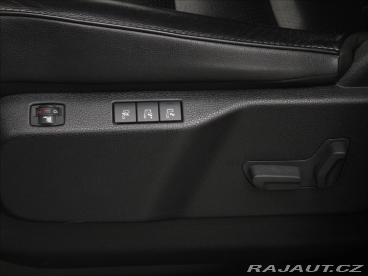 Toyota ProAce 2,0 D150k. MT VIP 8-míst 2020