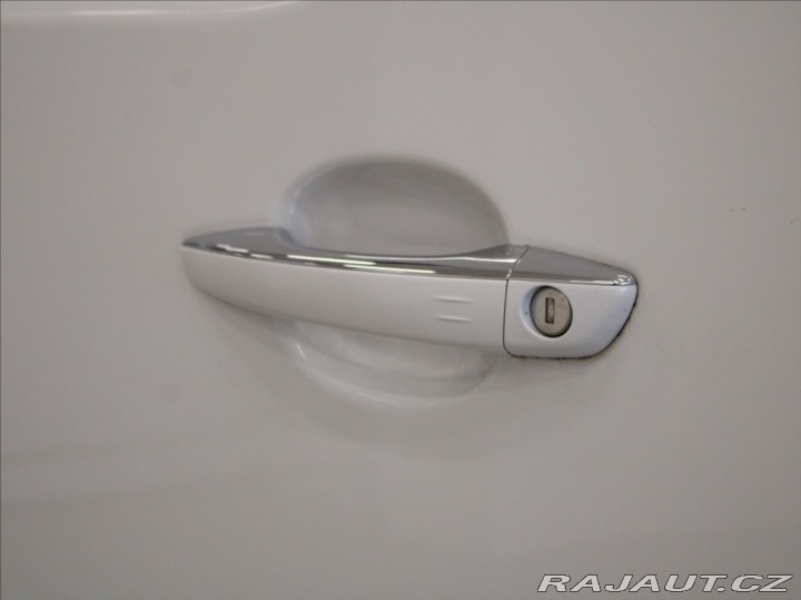 Toyota ProAce 2,0 D150k. MT VIP 8-míst 2020