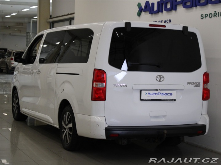 Toyota ProAce 2,0 D150k. MT VIP 8-míst 2020