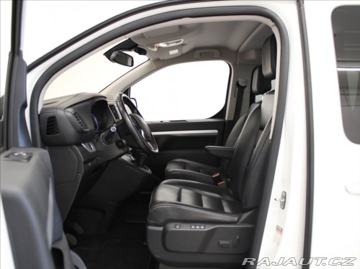 Toyota ProAce 2,0 D150k. MT VIP 8-míst 2020