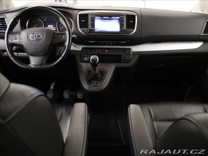Toyota ProAce 2,0 D150k. MT VIP 8-míst 2020