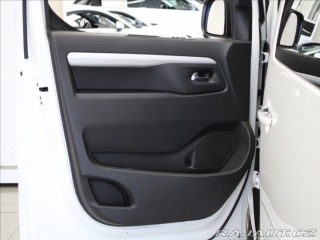 Toyota ProAce 2,0 D150k. MT VIP 8-míst 2020
