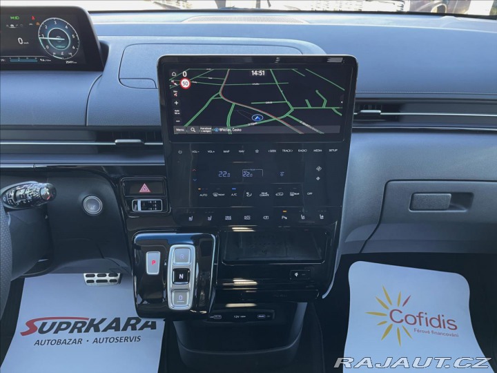 Hyundai Staria 2,2 CRDi Luxury DCT REZER 2022