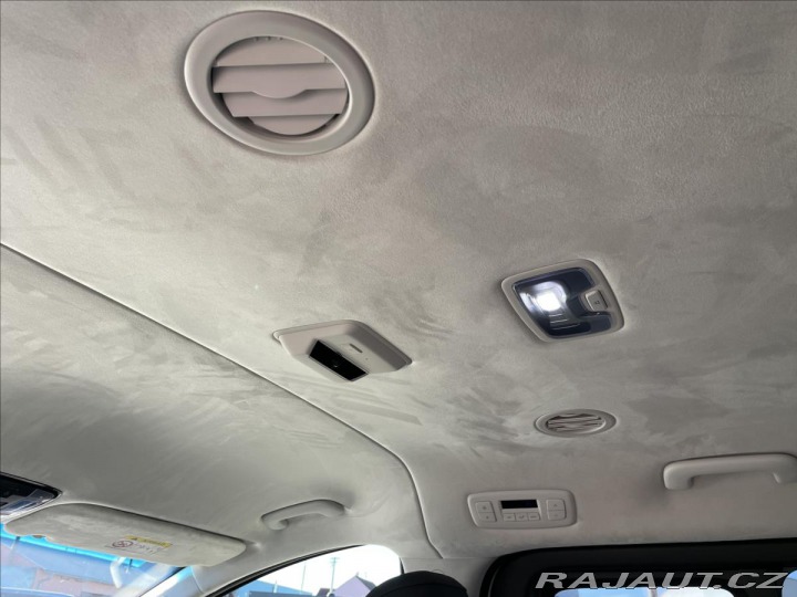 Hyundai Staria 2,2 CRDi Luxury DCT REZER 2022