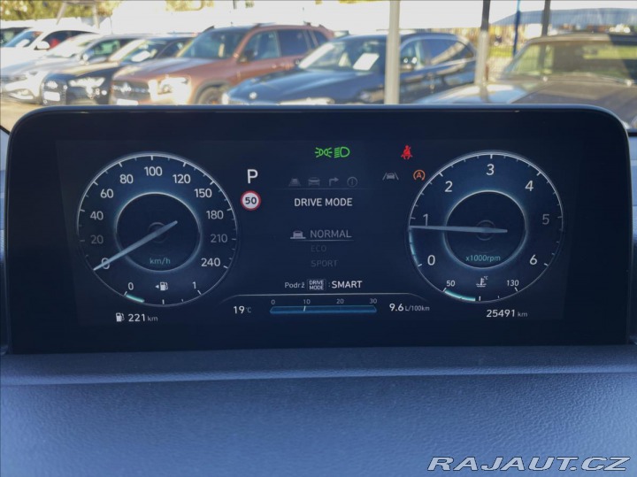 Hyundai Staria 2,2 CRDi Luxury DCT REZER 2022