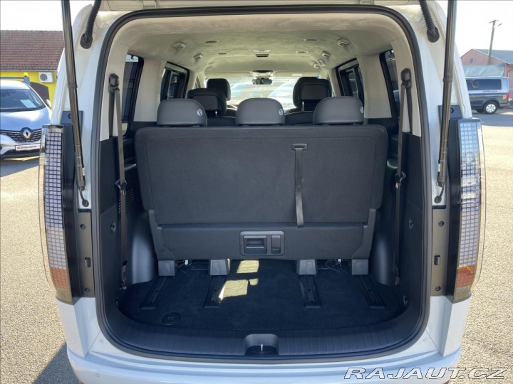 Hyundai Staria 2,2 CRDi Luxury DCT REZER 2022