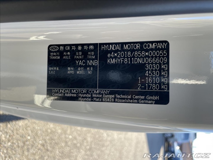 Hyundai Staria 2,2 CRDi Luxury DCT 4x4 7 2022