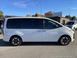 Hyundai Staria 2,2 CRDi Luxury DCT 4x4 7 2022