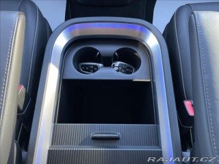 Hyundai Staria 2,2 CRDi Luxury DCT 4x4 7 2022