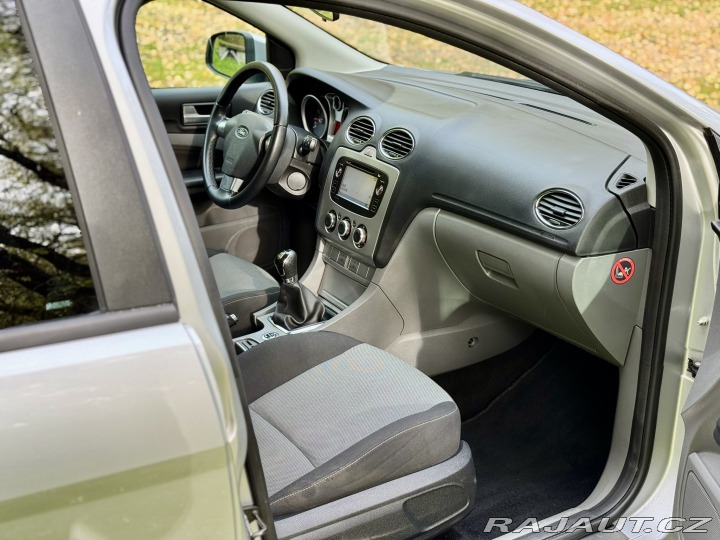 Ford Focus  2009
