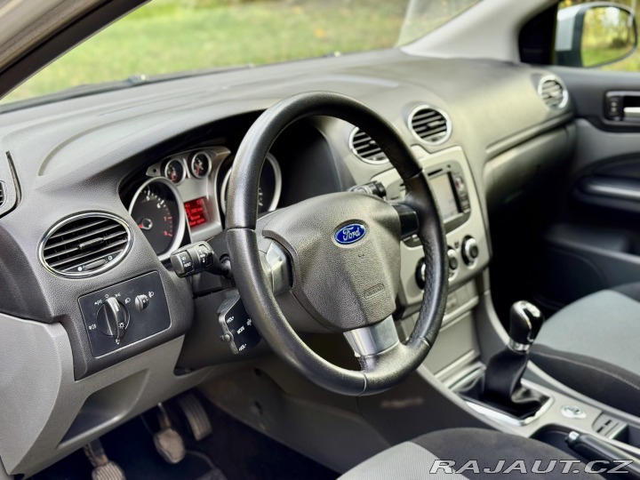 Ford Focus  2009