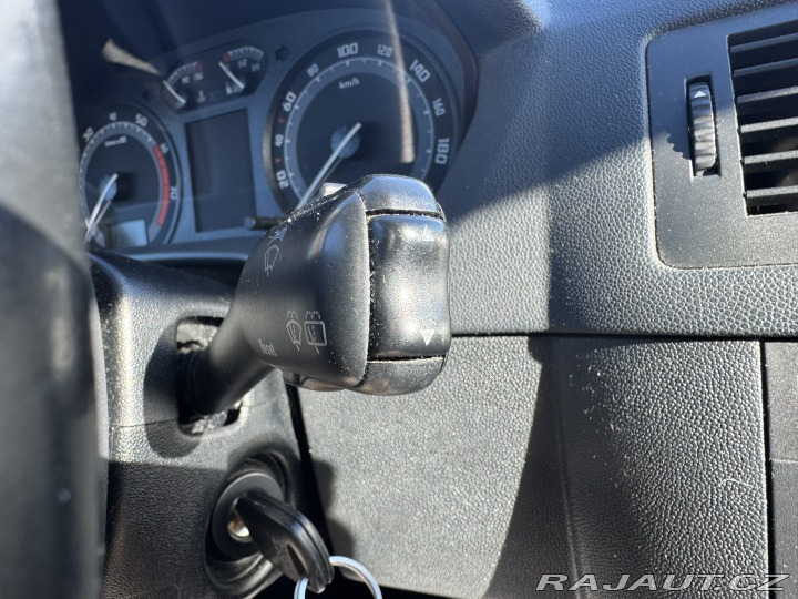 Škoda Fabia 1,2 HTP 47 KW KOLA 2005