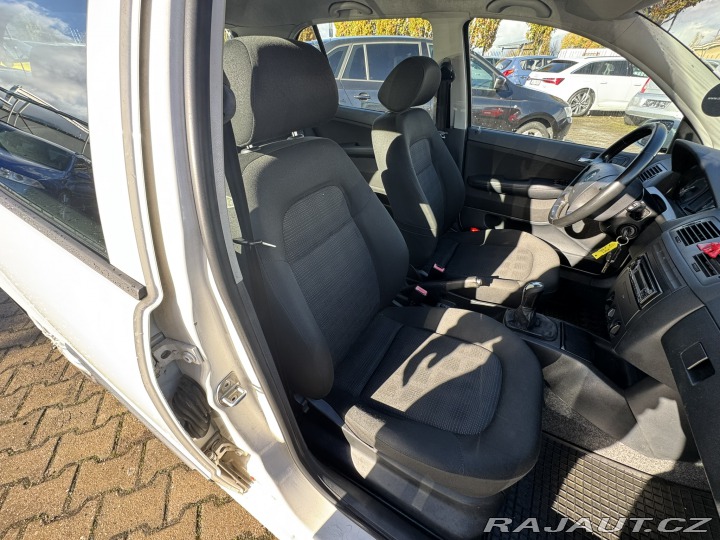 Škoda Fabia 1,2 HTP 47 KW KOLA 2005