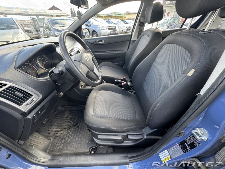 Hyundai i20 1,2i 63 KW 1 MAJ. KOLA 2014