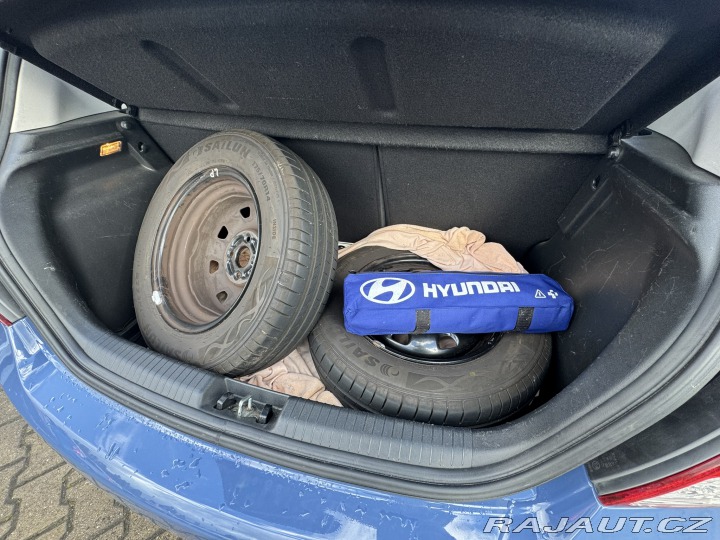 Hyundai i20 1,2i 63 KW 1 MAJ. KOLA 2014