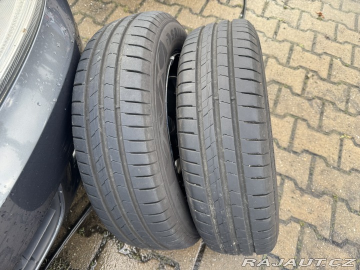 Hyundai i20 1,2i 63 KW 1 MAJ. KOLA 2014