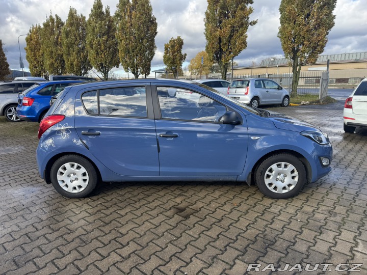 Hyundai i20 1,2i 63 KW 1 MAJ. KOLA 2014