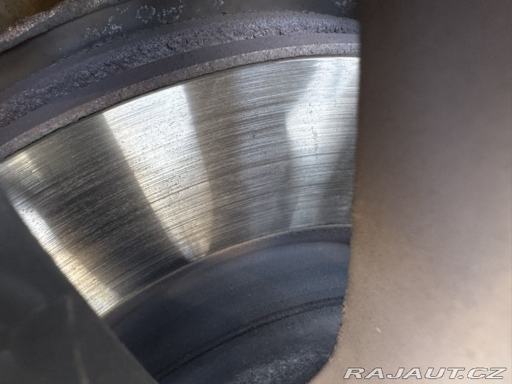 Honda Accord 2,4 V-TEC 148 KW TAŽNÉ 2008