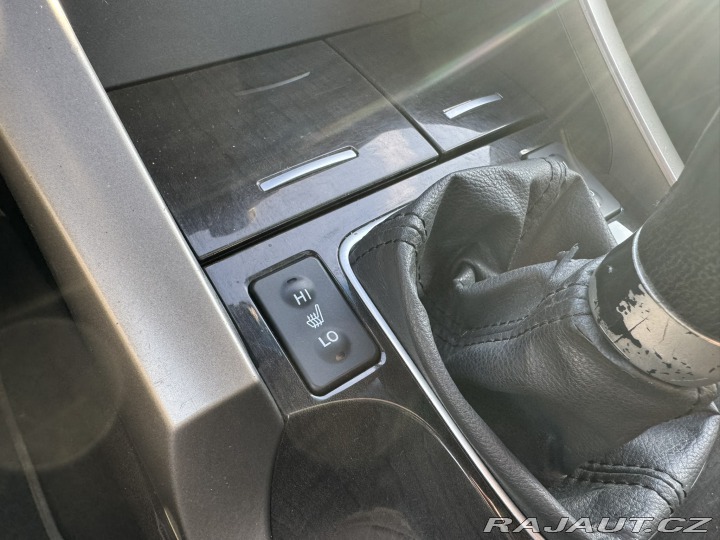 Honda Accord 2,4 V-TEC 148 KW TAŽNÉ 2008