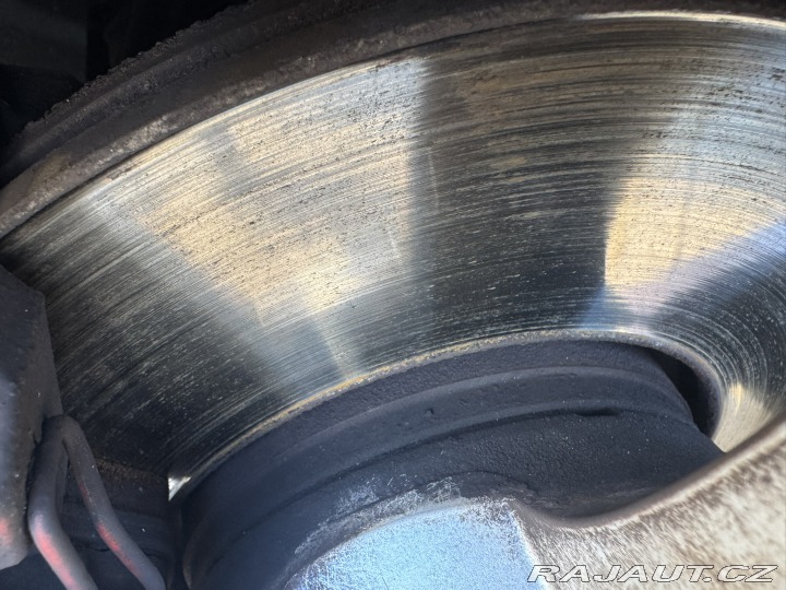 Škoda Rapid 1,2 TSI 77KW TAŽNÉ ČR 2012