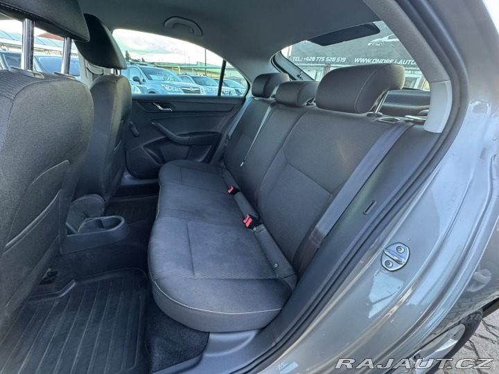 Škoda Rapid 1,2 TSI 77KW TAŽNÉ ČR 2012