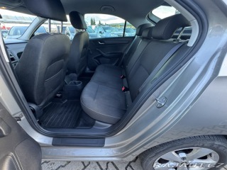 Škoda Rapid 1,2 TSI 77KW TAŽNÉ ČR 2012