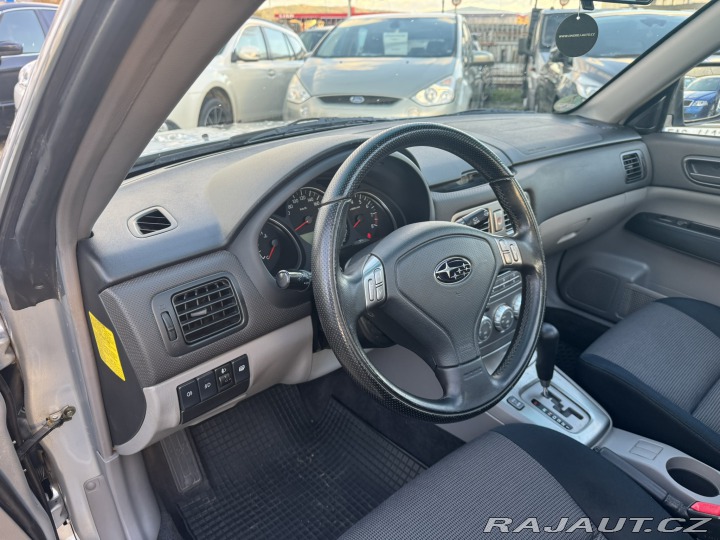 Subaru Forester AUTOMAT 4X4 2,0i 116 KW 2005