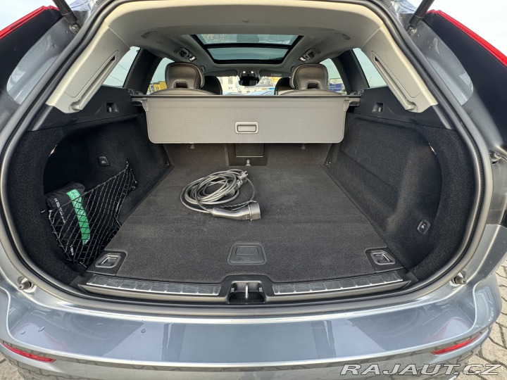 Volvo XC60 PLUG-IN HYB.4X4 257KW 2021