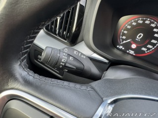 Volvo XC60 PLUG-IN HYB.4X4 257KW 2021