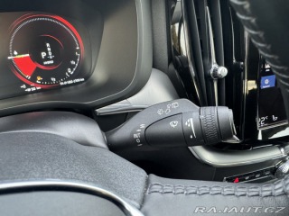 Volvo XC60 PLUG-IN HYB.4X4 257KW 2021