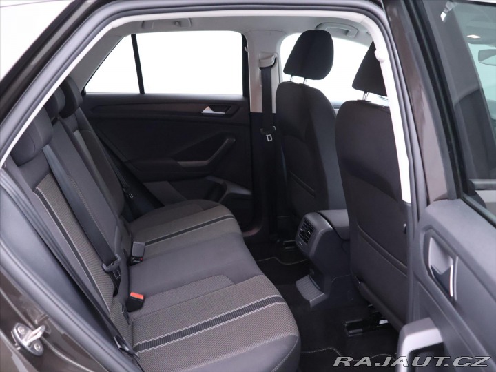 Volkswagen T-Roc 1,5 110TSI Serv.kniha tem 2019