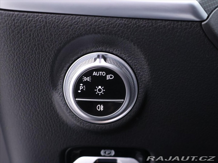 Mercedes-Benz C 1,5 200 150KW LED Navi 2021