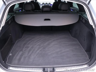 Mercedes-Benz C 1,5 200 150KW LED Navi 2021