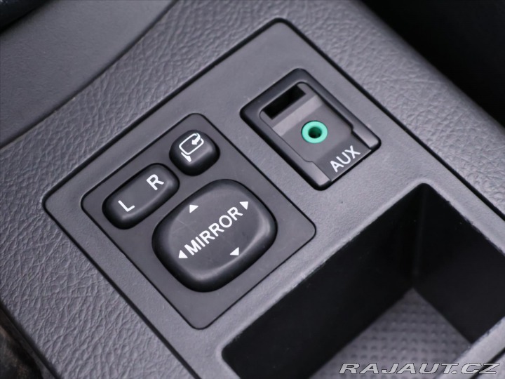 Toyota RAV4 2,2 D-4D 110kW LUX CZ 2011