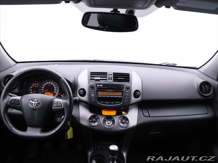 Toyota RAV4 2,2 D-4D 110kW LUX CZ 2011