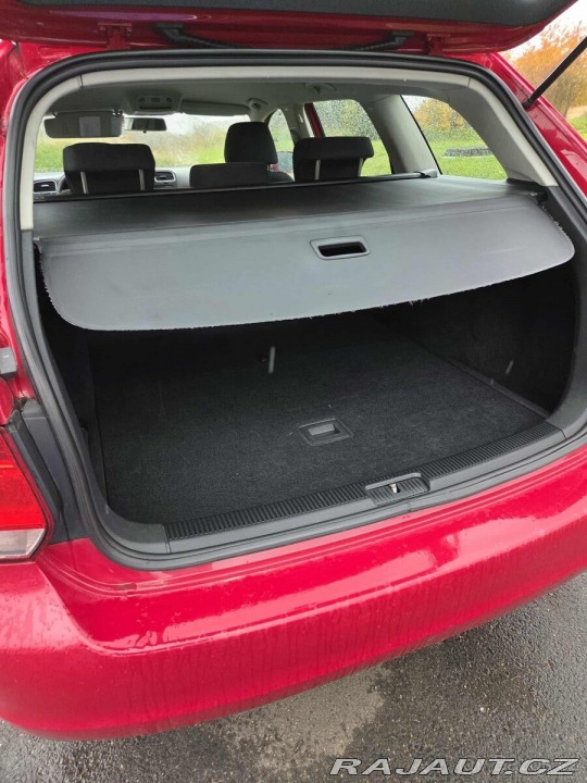 Volkswagen Golf 1,6   TDI 2011