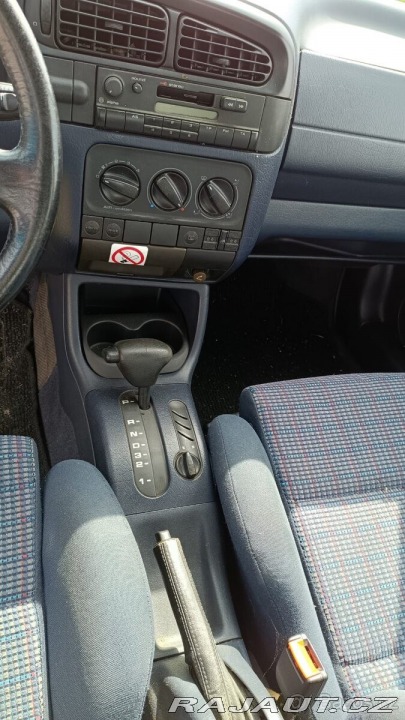 Volkswagen Vento 2,8   IKONA DEVADESÁTEK 1993