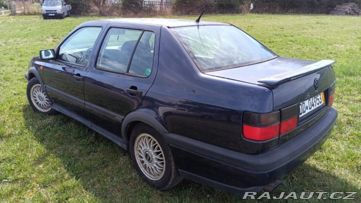 Volkswagen Vento 2,8   IKONA DEVADESÁTEK 1993