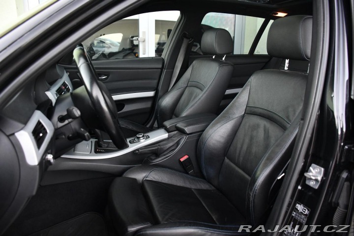 BMW 3 330d xDrive M-PAKET PANO 2012