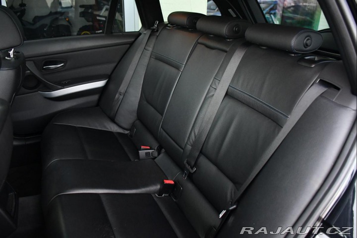 BMW 3 330d xDrive PANO A/T 2012