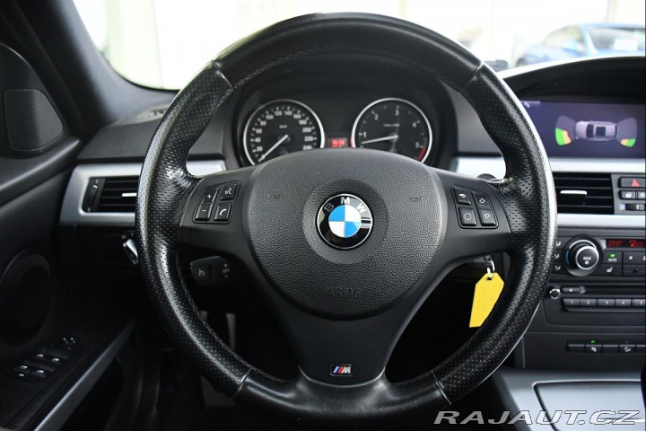 BMW 3 330d xDrive M-PAKET PANO 2012