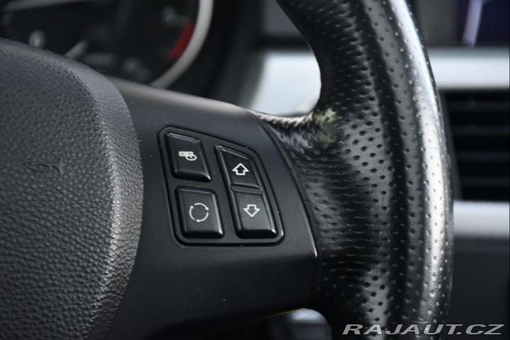 BMW 3 330d xDrive M-PAKET PANO 2012