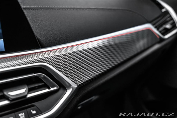 BMW X5 xDrive 30d M-paket, laser 1800