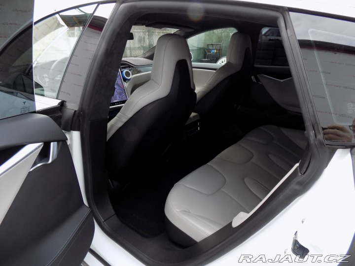 Tesla Model S 90D/1.Maj.ČR/Ludicrous/76 2015
